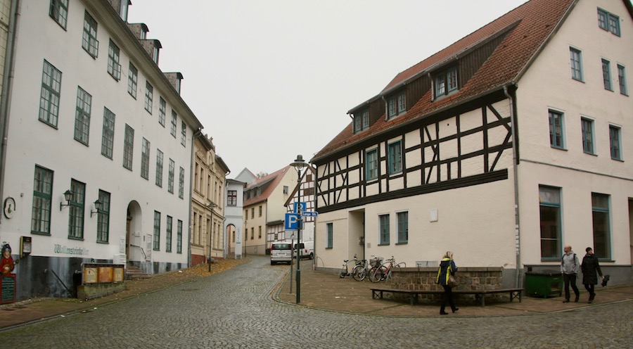 Die Burgstraße in Wolgast - links der Wallensteinkeller