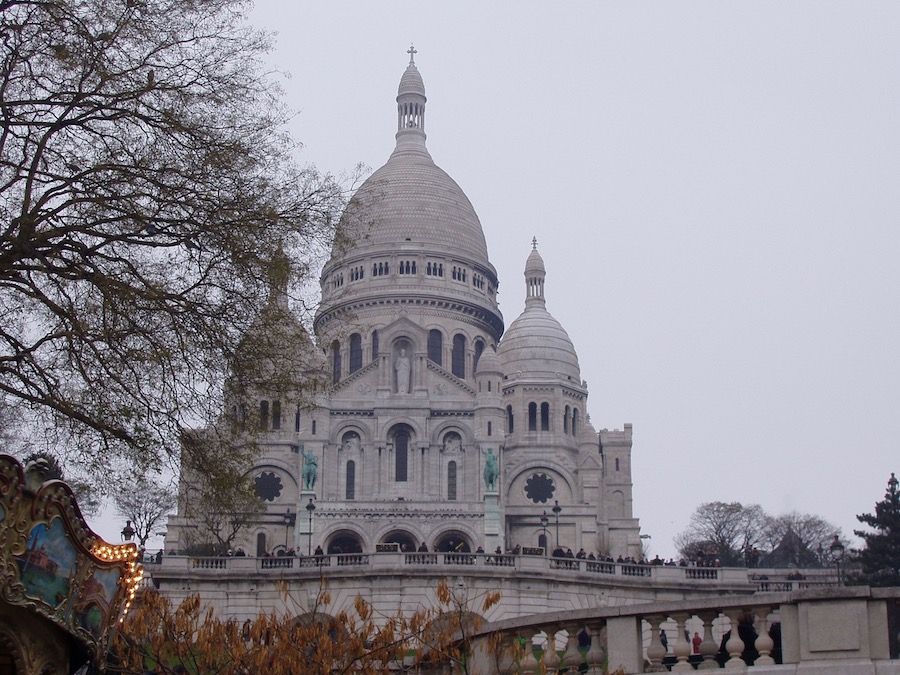 Die Basilika Sacre-Cœur in der Weihnachtszeit (2006)