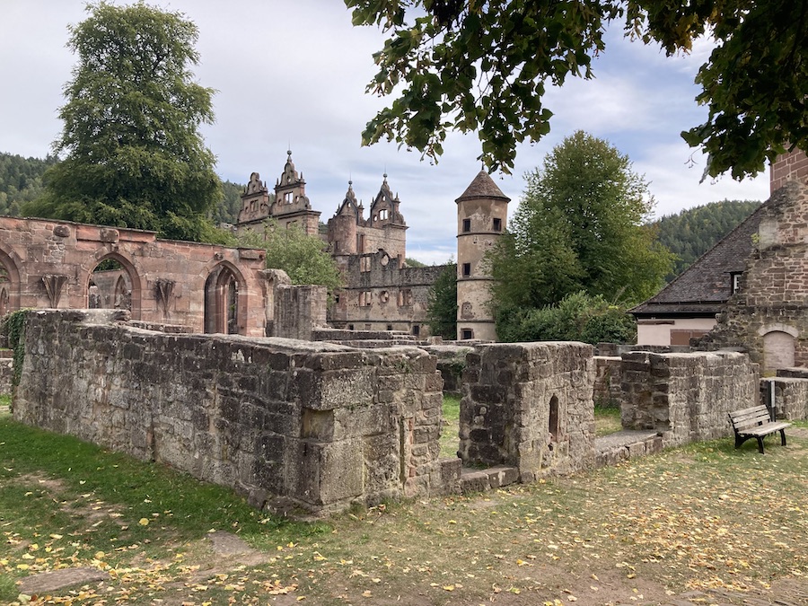 Ansicht der ehemaligen Klosteranlage und des Jagschlosses