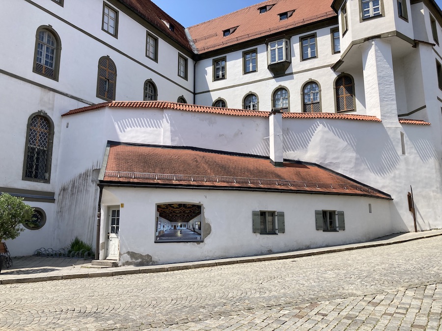 Die alte Innenstadt geht vom Lech den Berg hinauf
