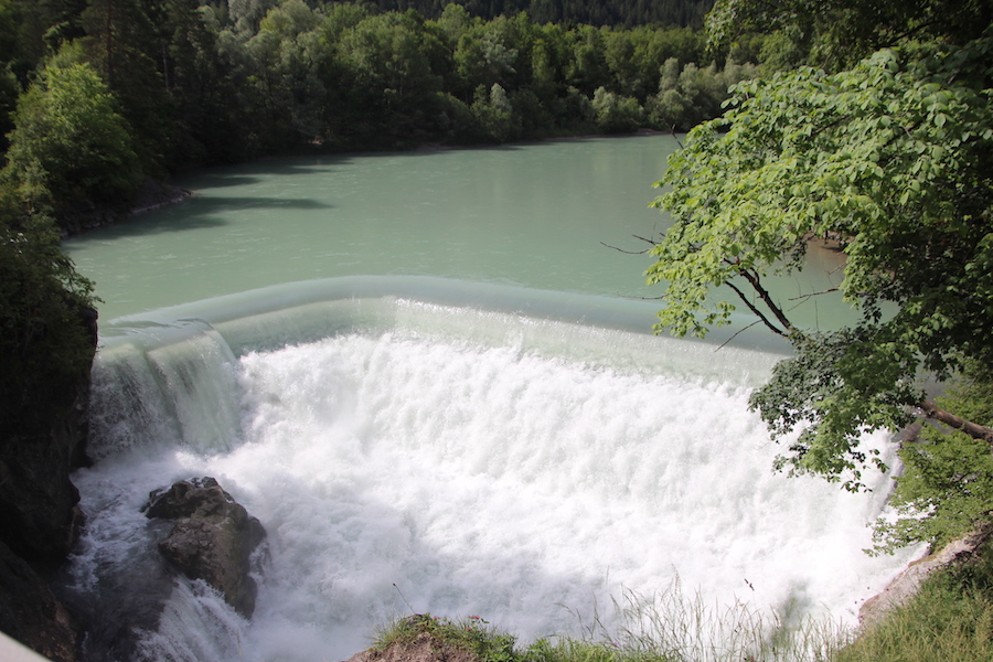 Lechfall im Füssen, an der B17 kurz vor Österreich