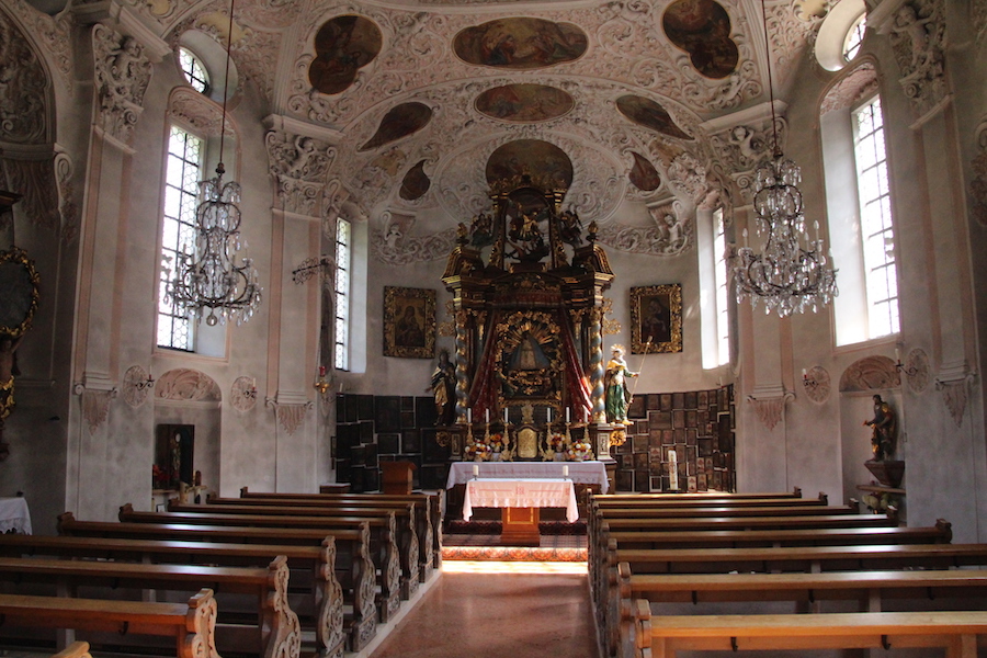 Innenraum von Maria Gern