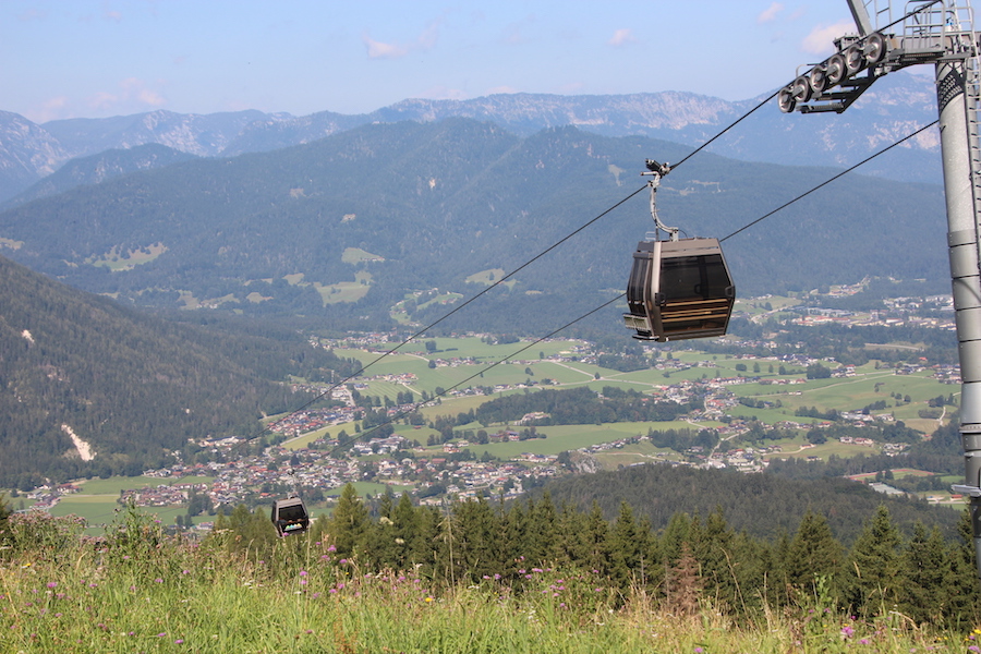 Die Jennerbahn auf dem Weg nach oben und unten