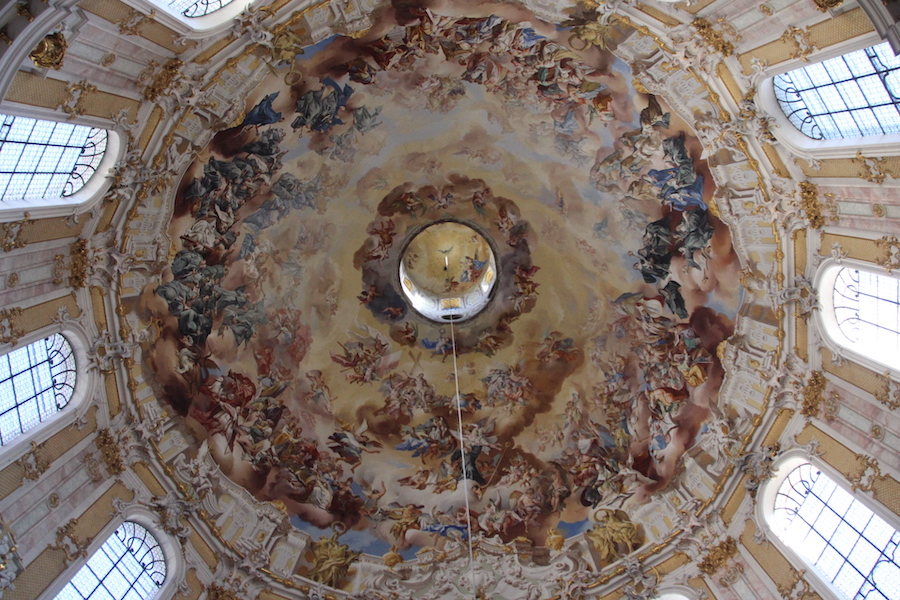 Die Laterne, mit der die Kuppel zusätzlch belichtet wird.