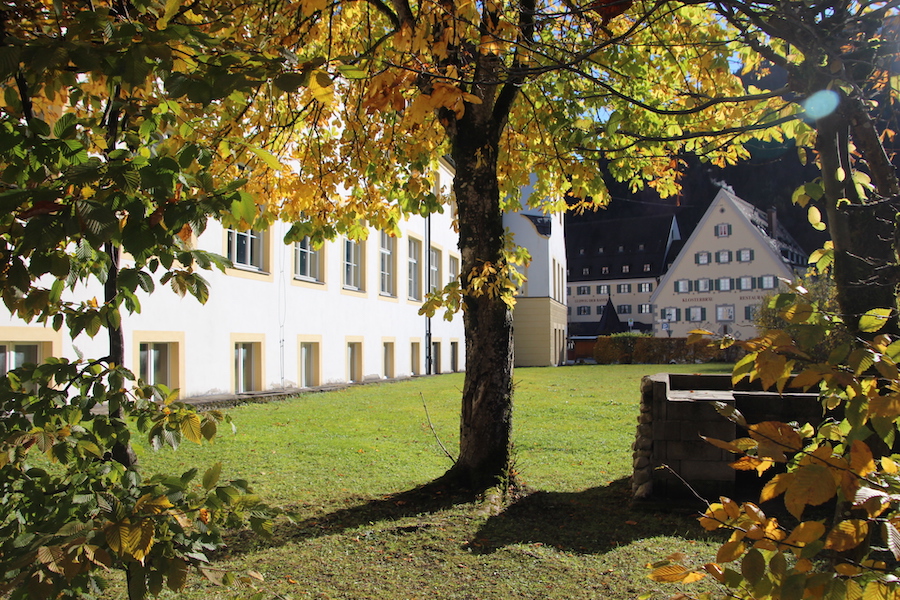 Das Kloster an einem sonnigen Novembertag