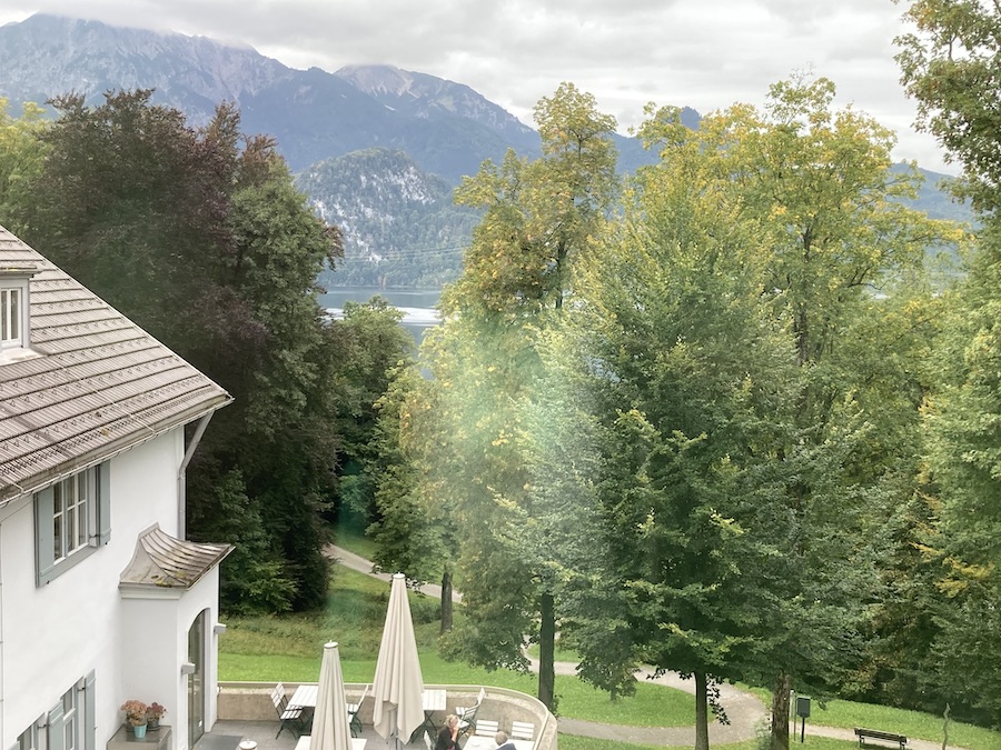Aussicht vom Franz Marc-Museum auf den Kochelsee - Franz Marc hätte ihn genossen.