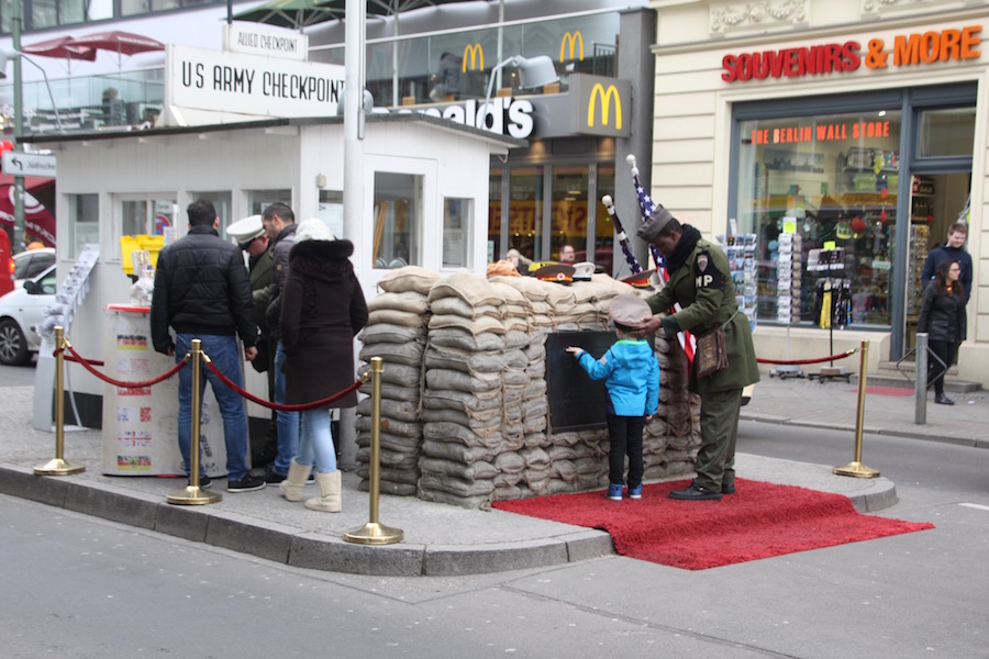 Checkpoint McDonalds