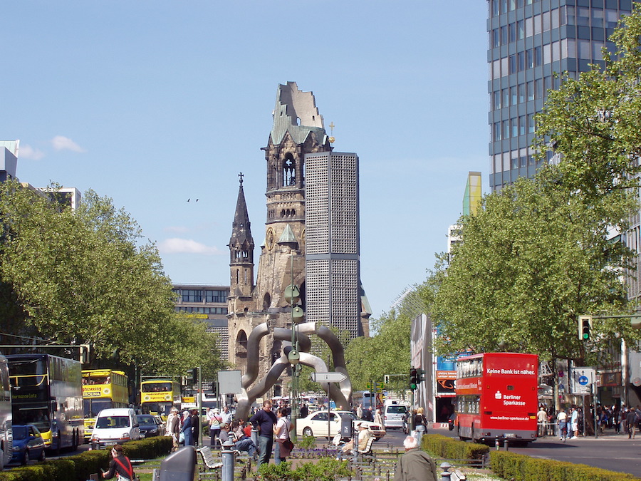 Die Gedächtniskirche von der Tauentzienstr. 2007