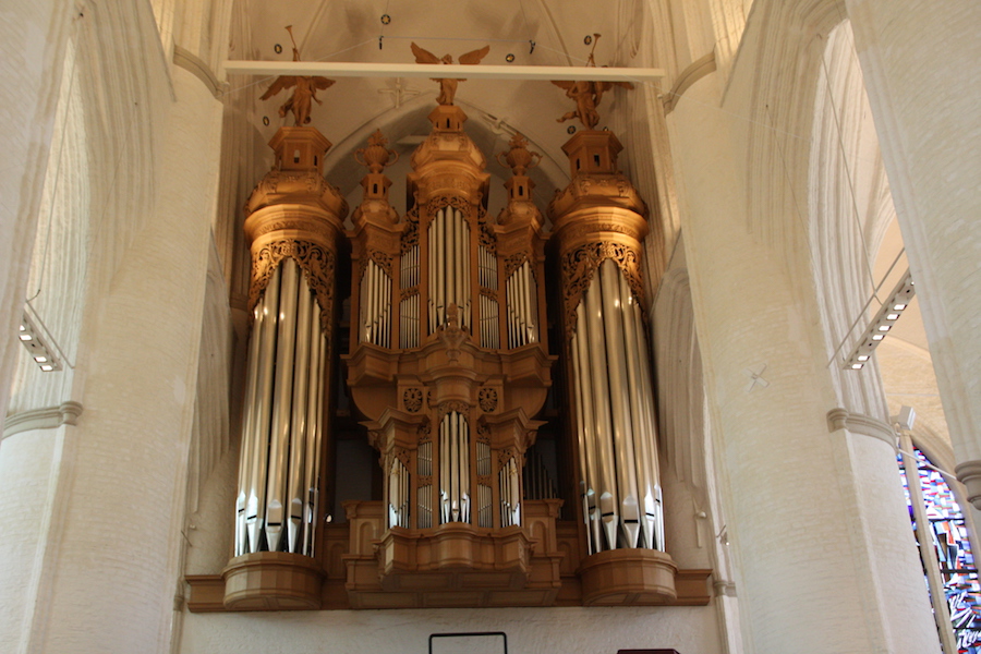 Neue Orgel mit barocken Teilen in der Katharinenkirche