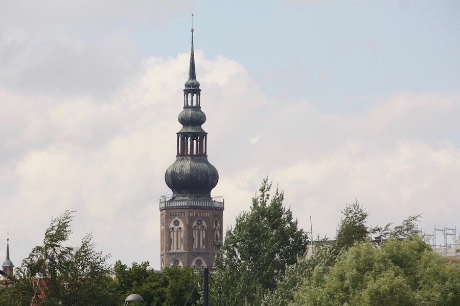 Turm der Nikolaikirche - das Wahrzeichen Greifswalds.