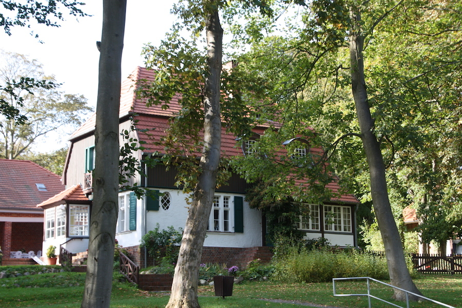 Das Hauptmann-Haus im Herbst