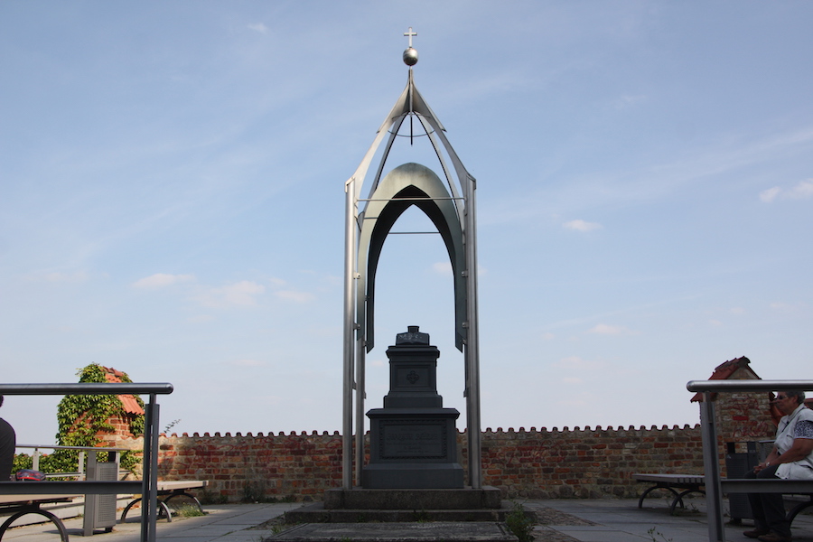 Grabmal Joachim Slüters vor der Rostocker Petrikirche