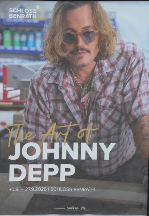 Das konnte man fotografieren: Das Ausstellungsplakat für Johnny Depps Bilder