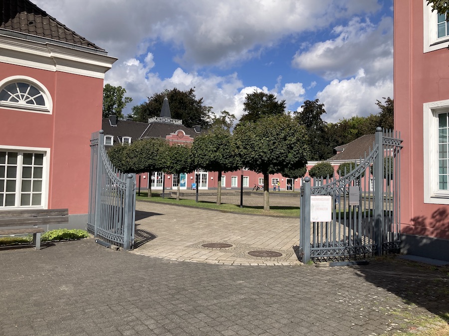 Schloss Oberhausen - mit der Ludwiggalerie ein kulturelles Highlight.