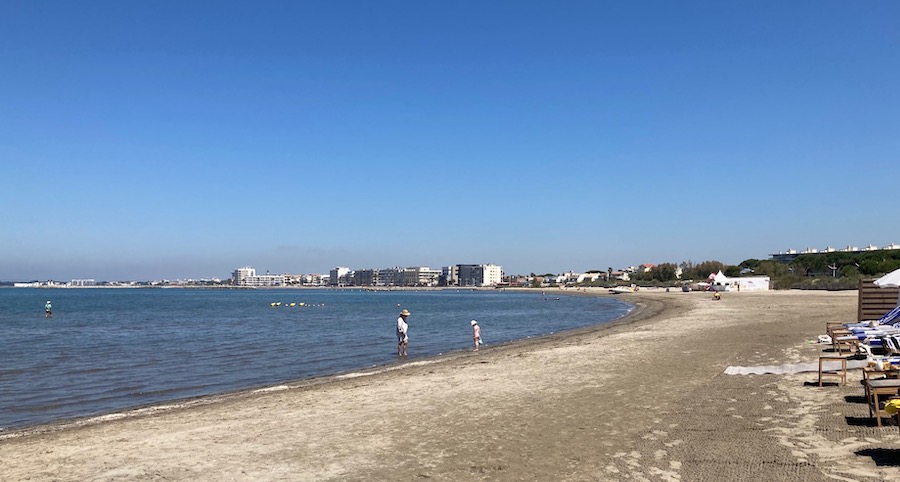 Wenn man sich den Strand ohne Bebauung vorstellt, kriegt man ein Gefühl für fünfzig Jahre Unterschied.