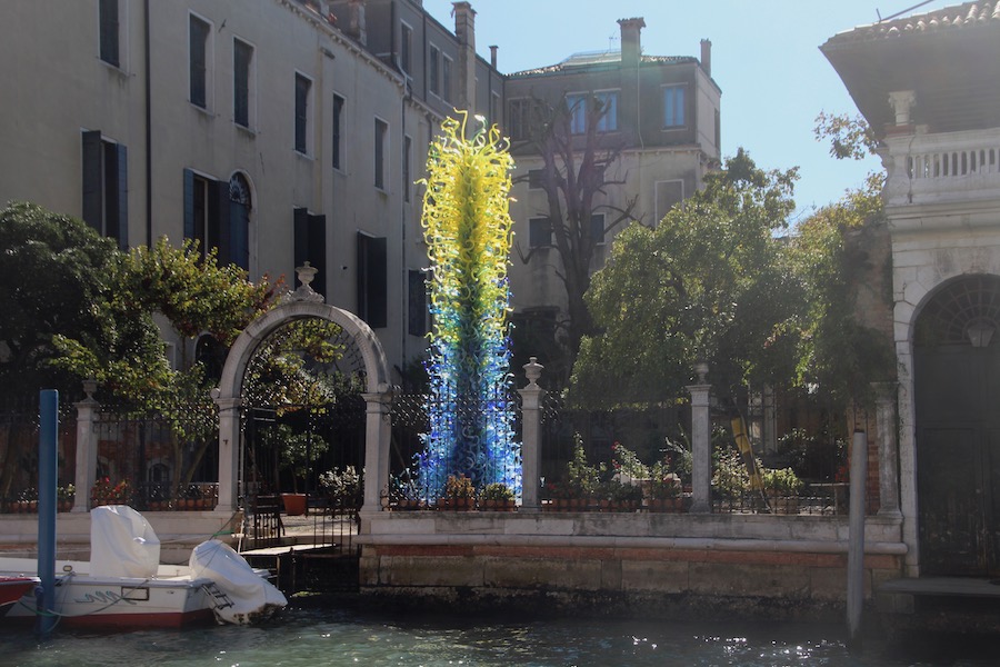 Dale Chihuly am Palazzo Balbi Valier