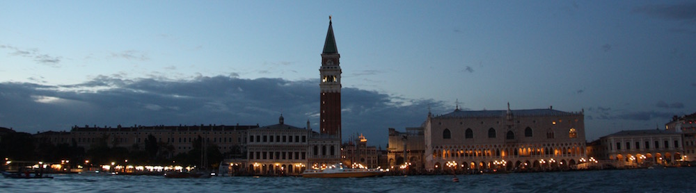 San Marco, Skyline im Abend