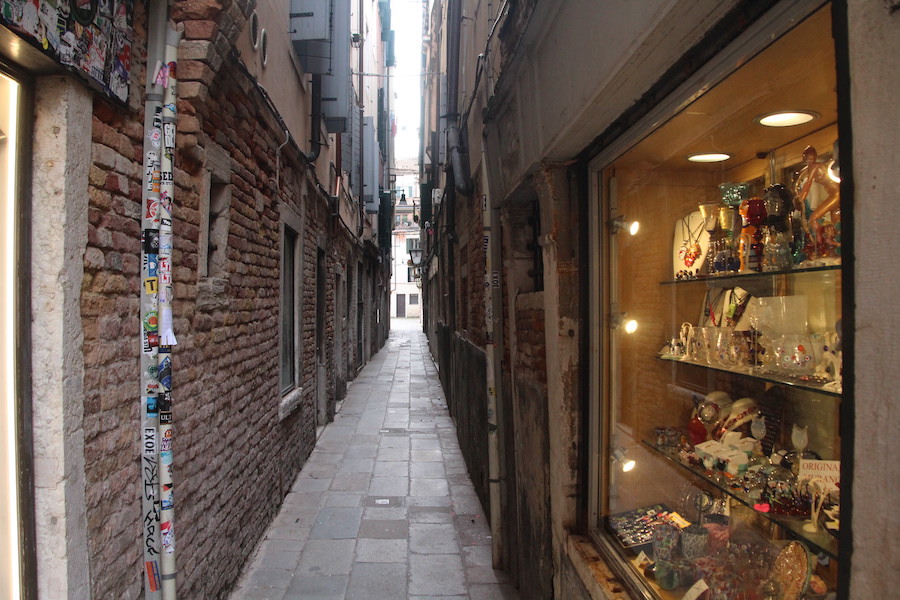enge  Gasse in San Polo