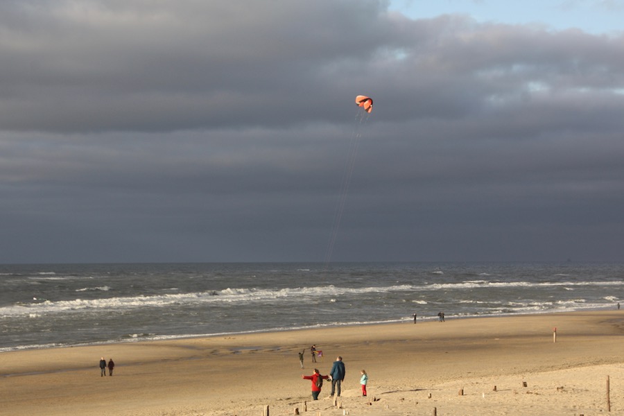 Herbstwind im Oktober - Zeit zum Drachensteigen.